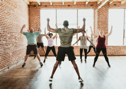 Les bienfaits des jumping jacks pour votre remise en forme